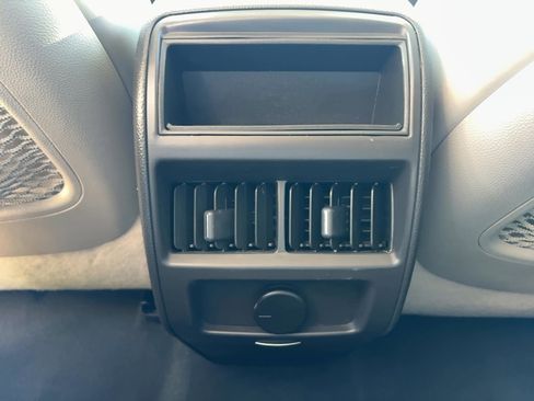 Used 2014 Cadillac SRX Luxury w/ Driver Awareness Package image 12