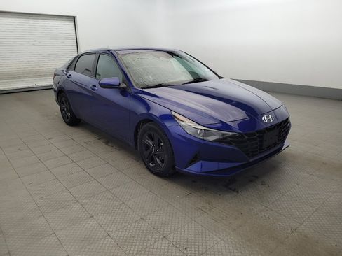 Used 2023 Hyundai Elantra SEL image 13