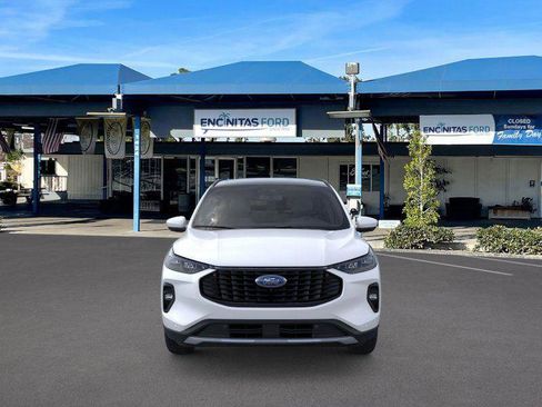 New 2024 Ford Escape PHEV w/ PHEV Premium Package image 6