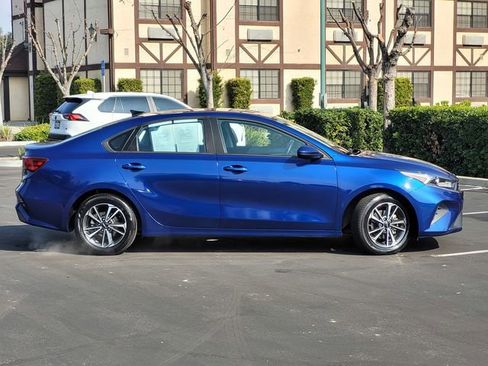 Used 2024 Kia Forte LXS image 4