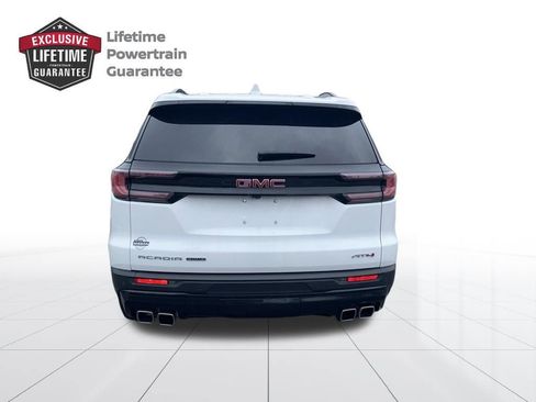 Used 2024 GMC Acadia AT4 w/ Luxury Package image 4