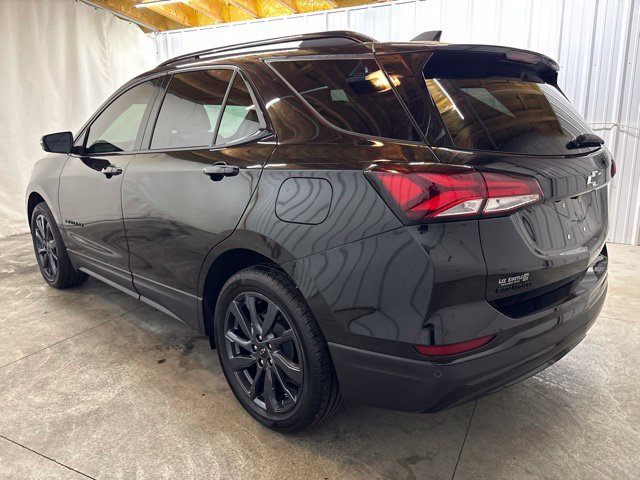 Used 2024 Chevrolet Equinox RS w/ RS Leather Package FWD image 7