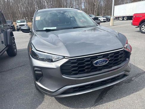 Certified 2024 Ford Escape ST-Line w/ Tech Pack #1 AWD/4WD image 2