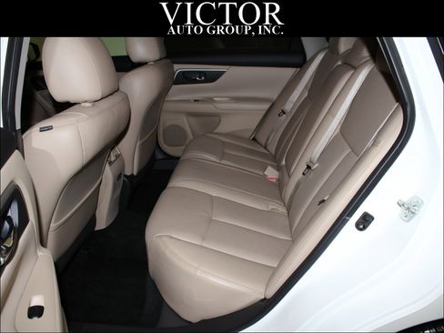 Used 2018 Nissan Altima 3.5 SL image 31