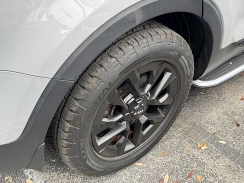 Certified 2024 Kia Telluride SX Prestige X-Pro image 3