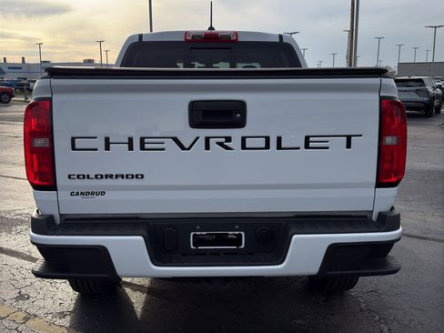 Used 2022 Chevrolet Colorado LT w/ LT Convenience Package image 4