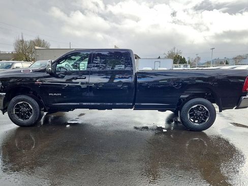 New 2026 RAM 2500 Laramie AWD/4WD image 4