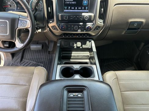 Used 2017 GMC Sierra 2500 Denali w/ Duramax Plus Package AWD/4WD image 29