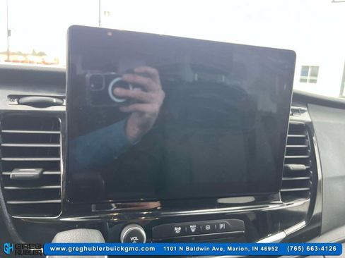 Used 2024 Ford Transit 350 XLT image 21