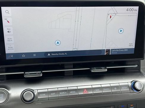 Used 2024 Hyundai Kona Limited FWD image 21