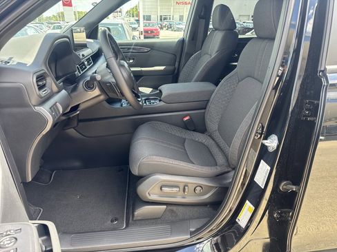 New 2026 Honda Pilot Sport image 12