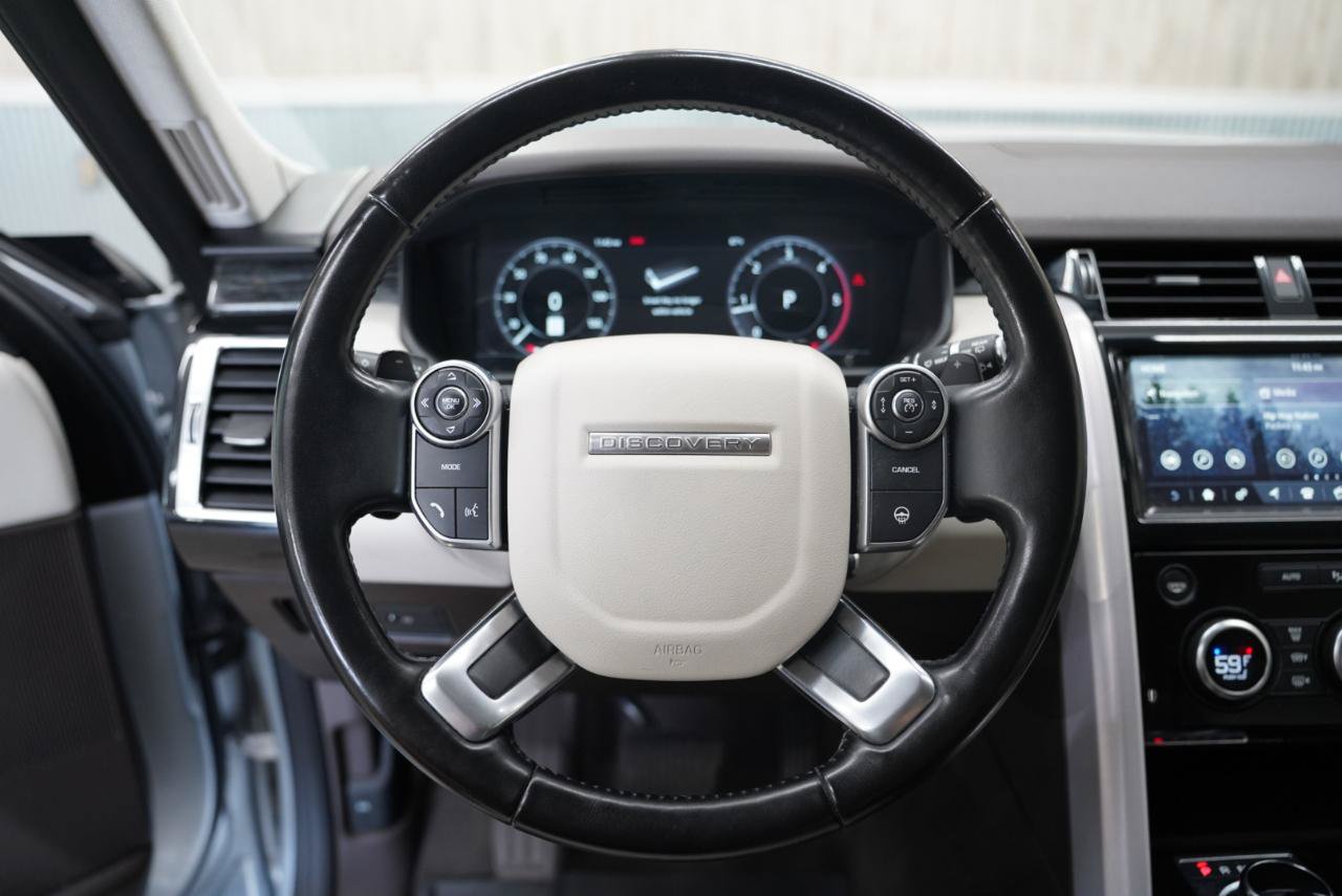 Used 2018 Land Rover Discovery HSE Luxury AWD/4WD image 12