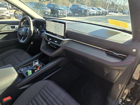 New 2026 Ford Explorer ST-Line w/ ST-Line Street Pack AWD/4WD image 16