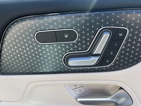 Certified 2026 Mercedes-Benz GLB 250 4MATIC image 16