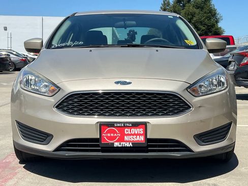 Used 2018 Ford Focus SE FWD image 11