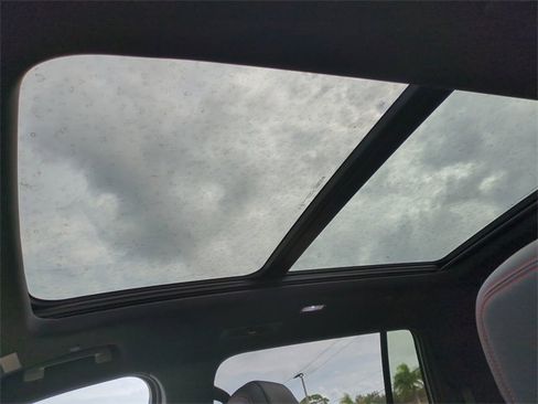 New 2026 Chevrolet Traverse RS image 20