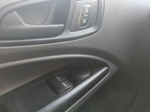 Used 2021 Ford Transit Connect XL image 29