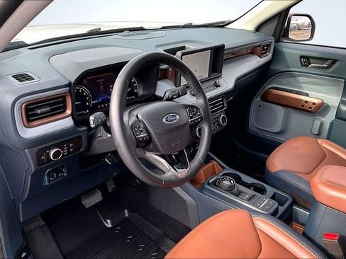 Used 2023 Ford Maverick Lariat w/ Lariat Luxury Package image 19