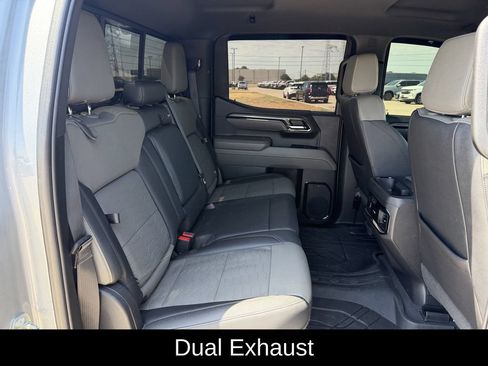 Used 2023 Chevrolet Silverado 1500 ZR2 w/ Technology Package AWD/4WD image 36