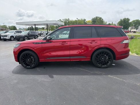 Used 2025 Lincoln Aviator Reserve w/ Equipment Group 201A AWD/4WD image 7