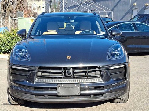 Used 2024 Porsche Macan image 29