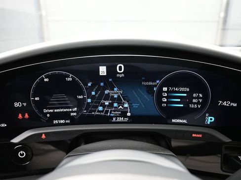 Certified 2024 Porsche Taycan 4S AWD/4WD image 19