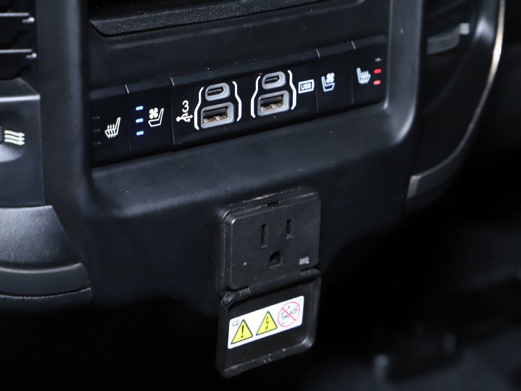 Used 2019 RAM 1500 Limited AWD/4WD image 14