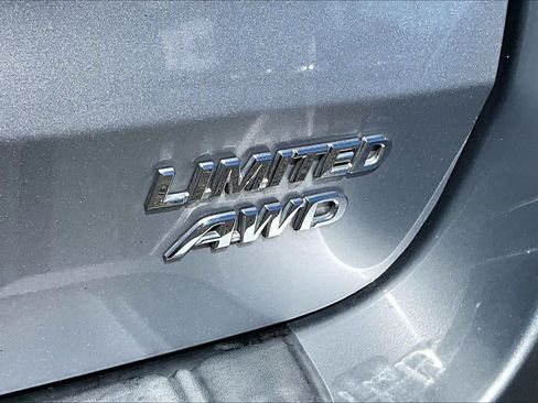 Used 2013 Toyota Sienna Limited w/ Premium Pkg AWD/4WD image 9