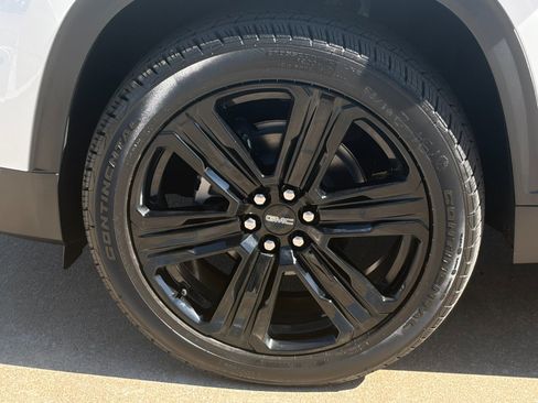 New 2026 GMC Acadia Elevation w/ Black Edition AWD/4WD image 4