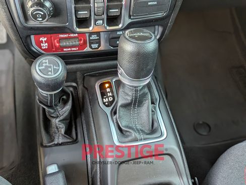 Used 2024 Jeep Gladiator Rubicon w/ Convenience Group image 26