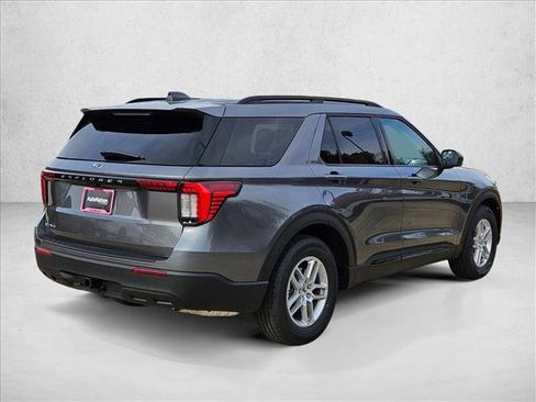 New 2026 Ford Explorer Active image 2