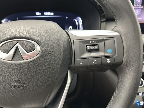 Used 2023 INFINITI QX60 Luxe w/ Vision Package AWD/4WD image 19