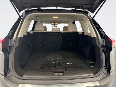 Used 2023 Nissan Rogue SV AWD/4WD image 24