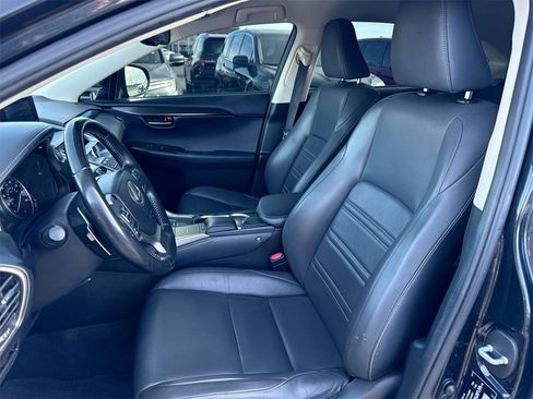 Used 2018 Lexus NX 300 FWD image 11
