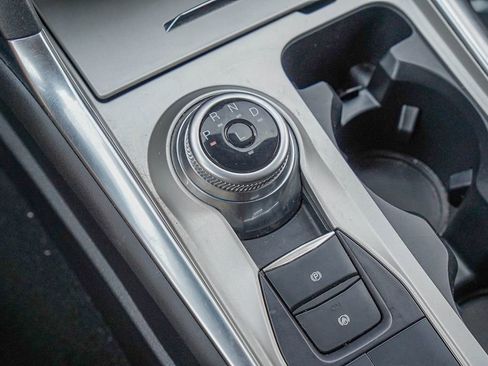 Used 2023 Ford Explorer Limited image 28