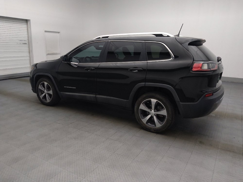 Used 2019 Jeep Cherokee Limited FWD image 3