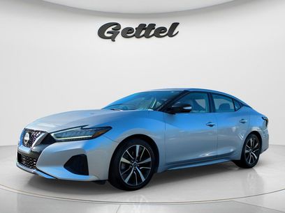 Used 2023 Nissan Maxima SV w/ Floor Mat Group