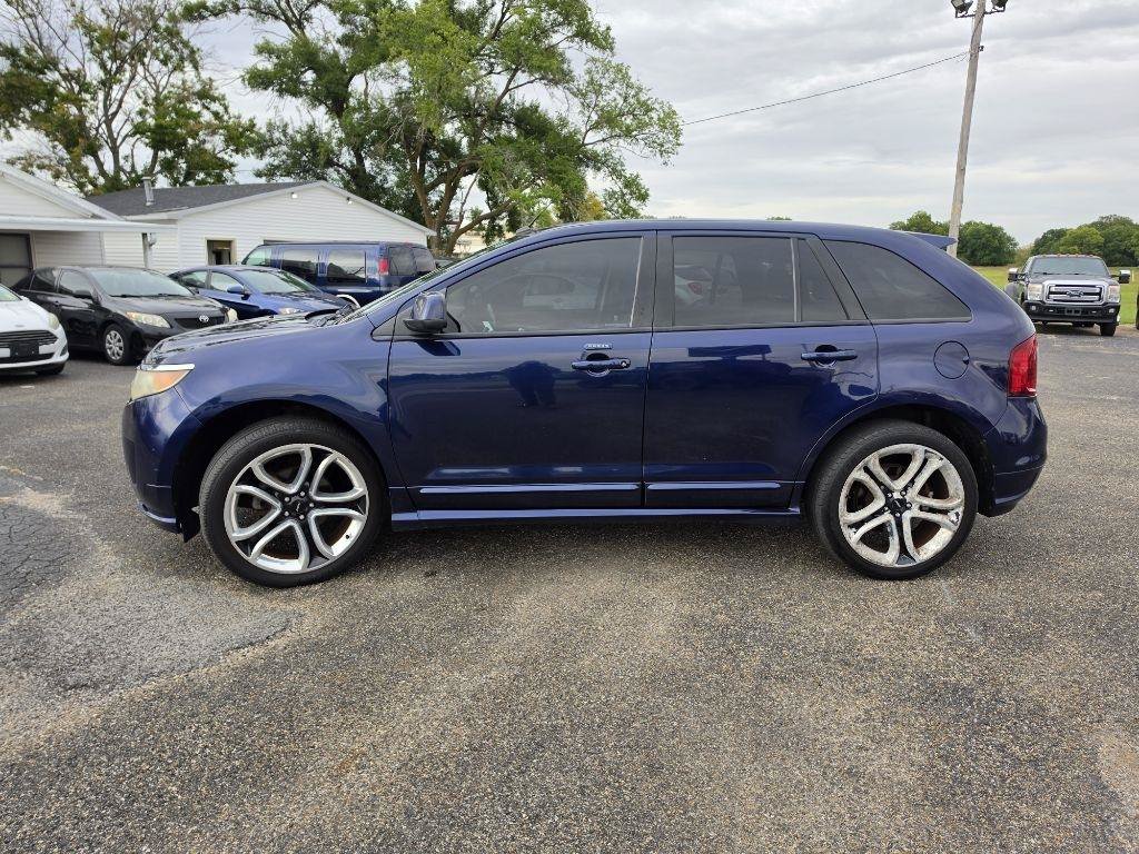 Used 2011 Ford Edge Sport w/ Driver Entry Pkg FWD image 9