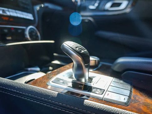 Used 2013 Mercedes-Benz SL 550 image 50