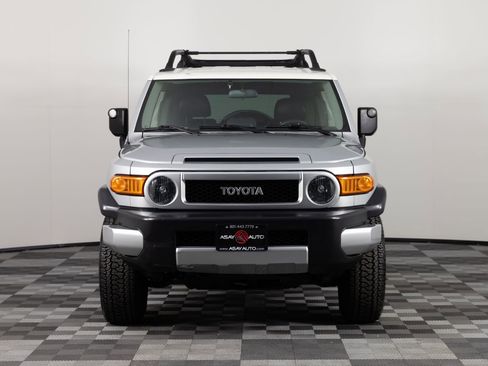 Used 2008 Toyota FJ Cruiser 4WD image 12