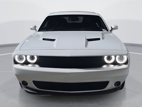 Used 2023 Dodge Challenger SXT w/ Blacktop Package image 8