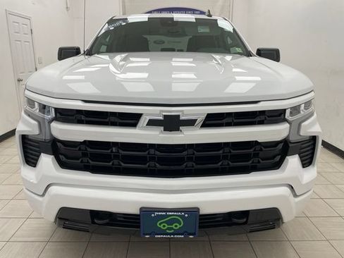 Used 2025 Chevrolet Silverado 1500 RST AWD/4WD image 19