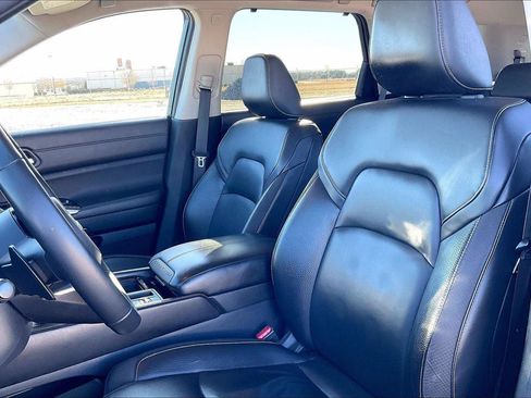 Used 2022 Nissan Pathfinder SL image 8