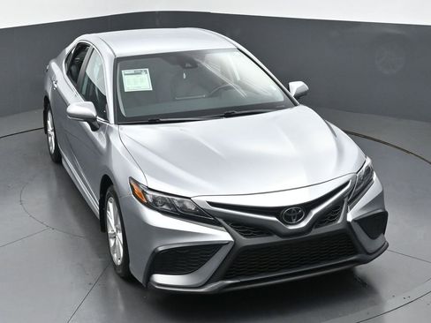 Used 2024 Toyota Camry SE FWD image 38