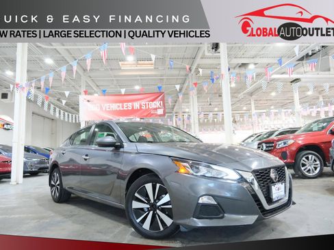 Used 2022 Nissan Altima 2.5 SV image 1