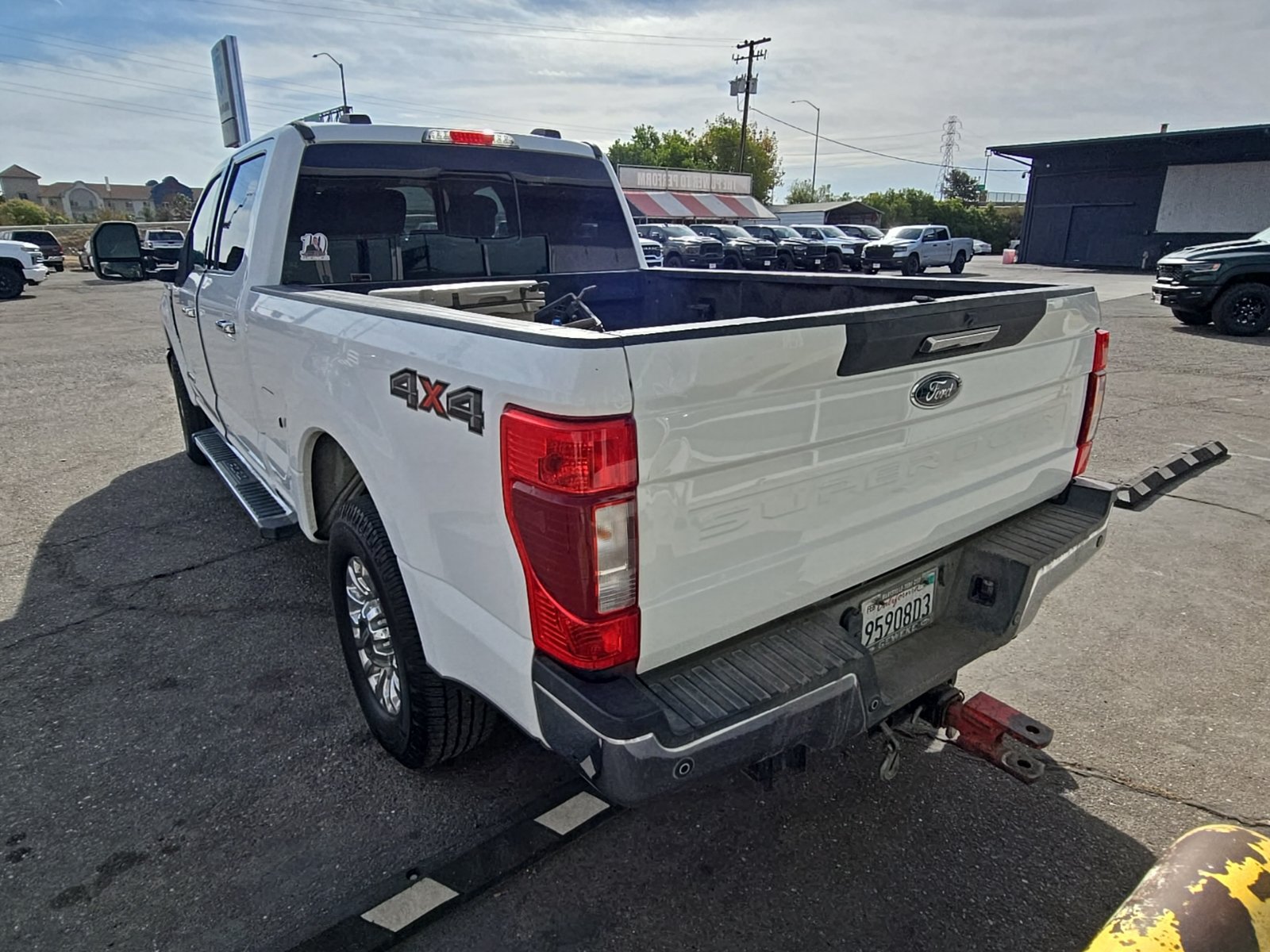 Used 2021 Ford F250 XLT w/ XLT Premium Package AWD/4WD image 2