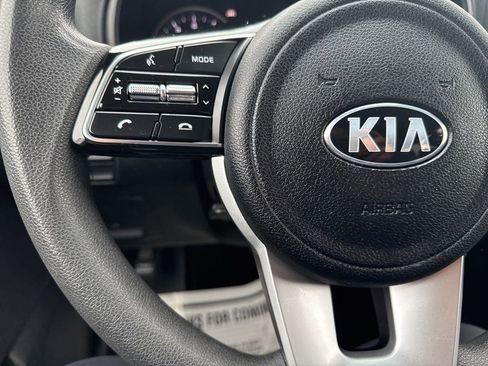 Used 2022 Kia Sportage LX image 27