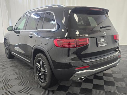 New 2026 Mercedes-Benz GLB 250 4MATIC image 4