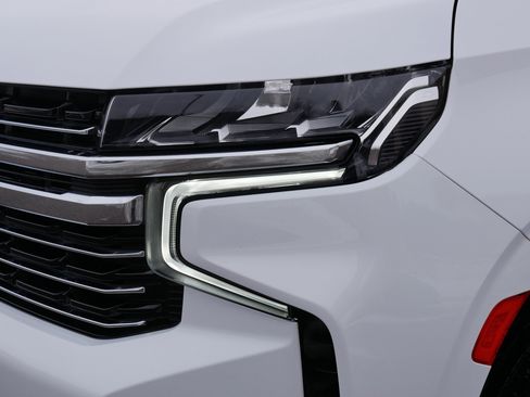 Used 2021 Chevrolet Tahoe LT image 16