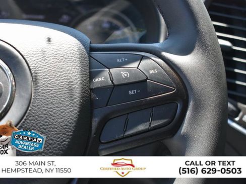 Used 2022 Jeep Cherokee Trailhawk w/ Premium Leather Package image 15